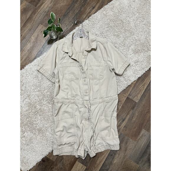 Old Navy Size Medium Beige Button Front Short Sleeve Utility Romper - Picture 1 of 5